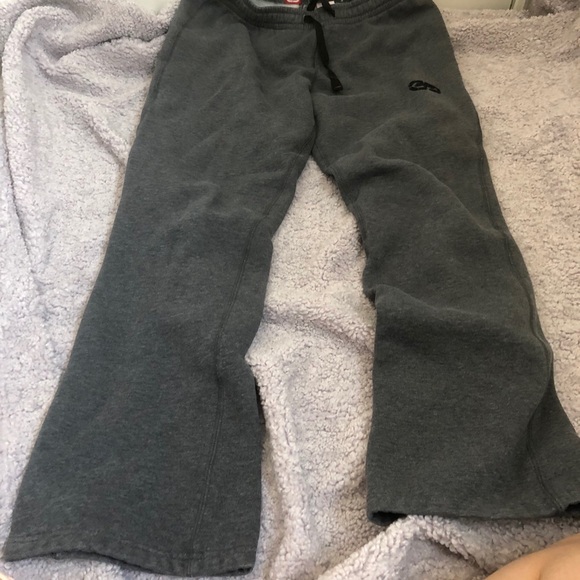 Joggers - Picture 2 of 3